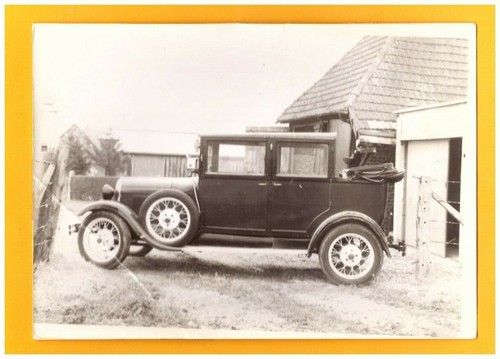 Automobile teuf sur - teuf-teuf,